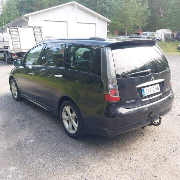 Mitsubishi Grandis Lapua - изображение 5