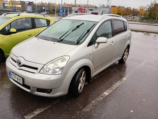 Toyota Corolla Verso Тампере - изображение 1