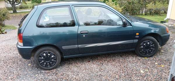 Toyota Starlet Riihimaeki - photo 3