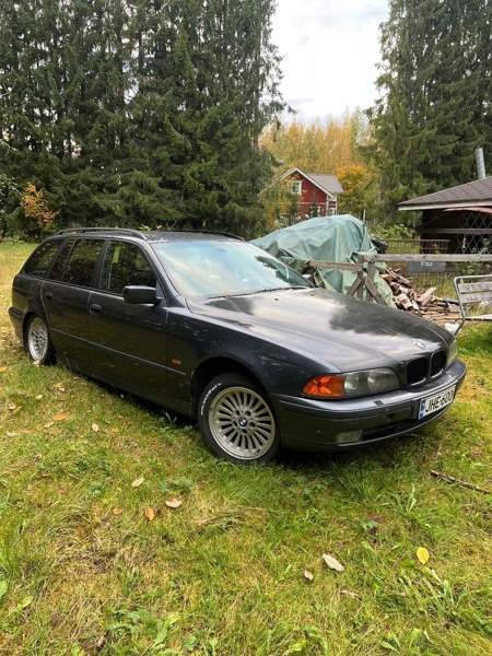 BMW 528 Mänttä-Vilppula - valokuva 1
