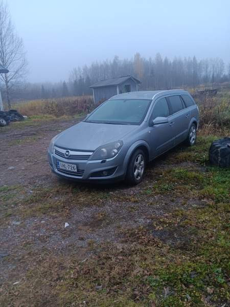 Opel Astra Pyhäjärvi - valokuva 1