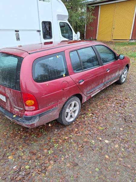 Renault Megane Йоэнсуу - изображение 3