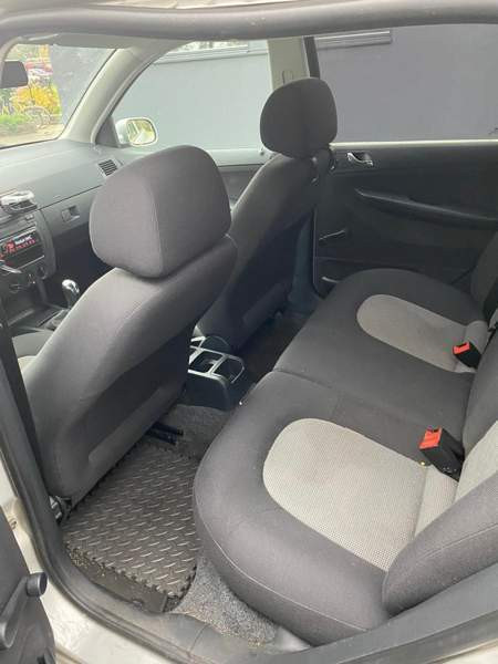 Skoda Fabia Раума - изображение 8