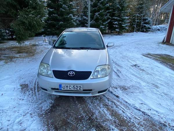 Toyota Corolla Ylikiiminki - valokuva 1