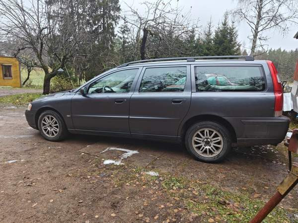 Volvo V70 Pyhtää - valokuva 1