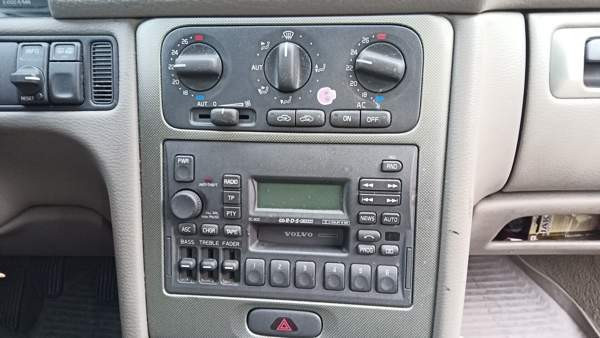 Volvo V70 Kempele - valokuva 2