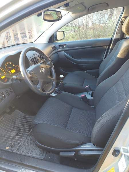 Toyota Avensis Muhos - valokuva 4