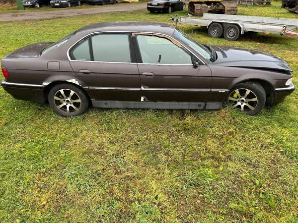 BMW 735 Haemeenlinna – foto 4