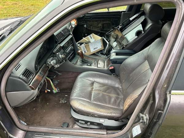 BMW 735 Haemeenlinna – foto 7