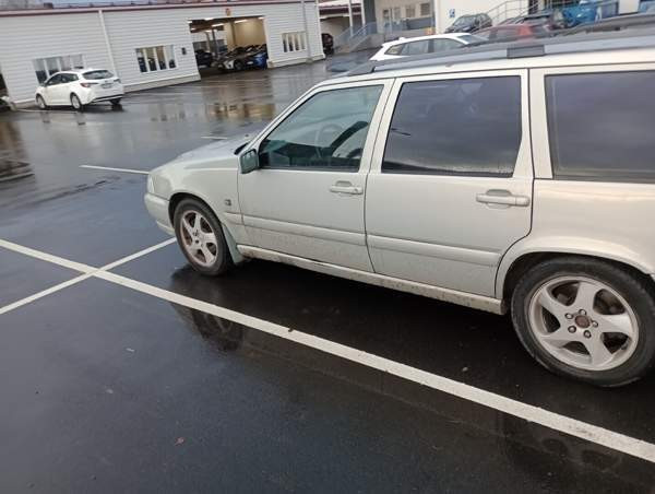 Volvo V70 Оулу - изображение 7