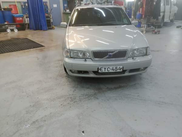 Volvo V70 Оулу - изображение 3