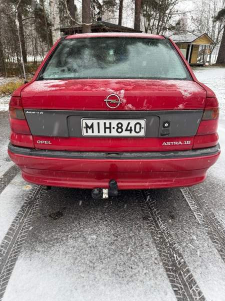 Opel Astra Luga – foto 3