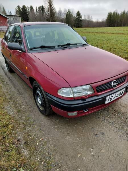 Opel Astra Исалми - изображение 1