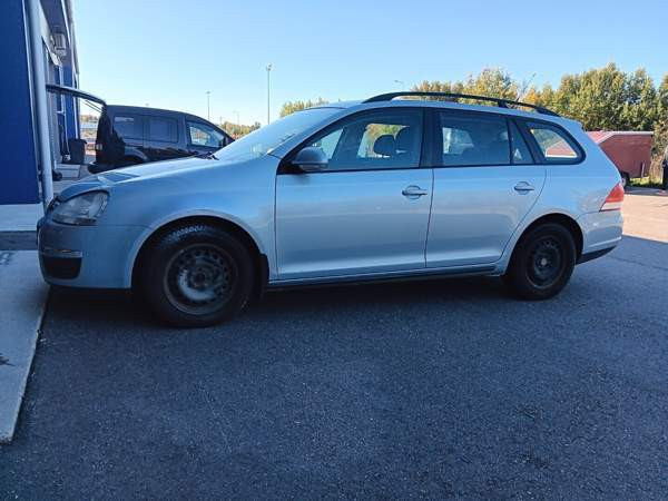 Volkswagen Golf Helsinki - valokuva 3