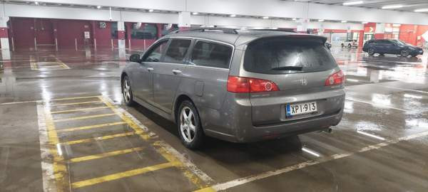 Honda Accord Лохья - изображение 6