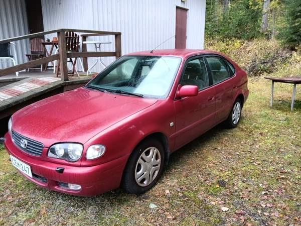 Toyota Corolla Ювяскюля - изображение 2