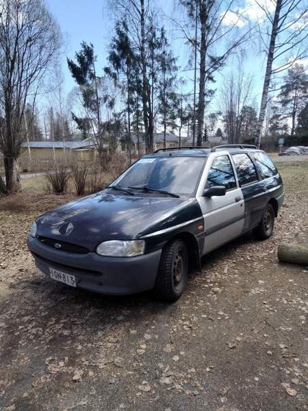 Ford Escort Луга - изображение 1