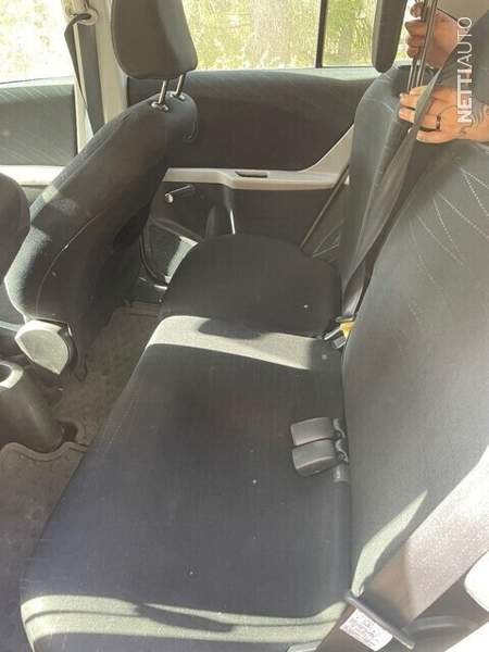 Toyota Yaris Riihimäki - valokuva 7