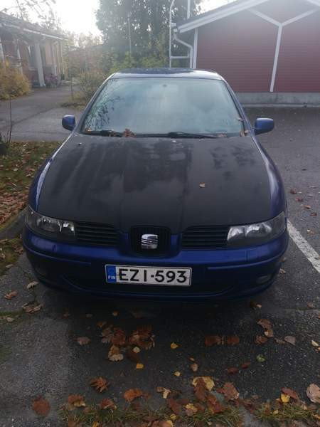 Seat Leon Glebychevo - valokuva 2