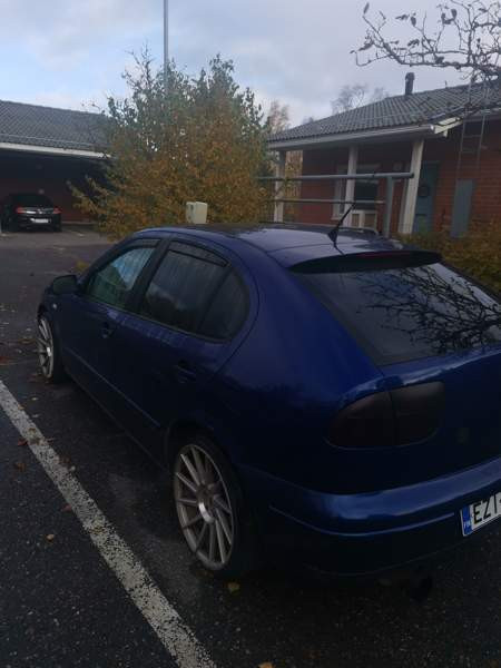 Seat Leon Glebychevo - valokuva 5