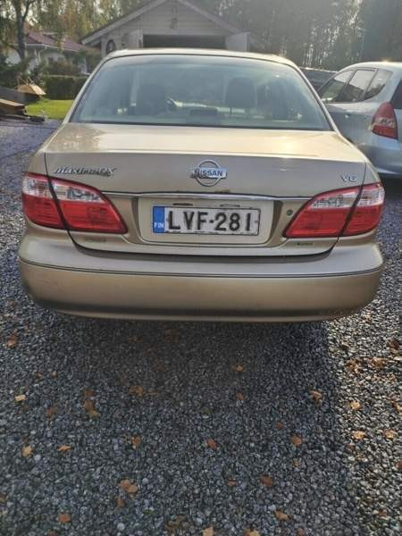 Nissan Maxima Nokia - valokuva 2