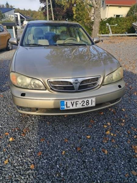 Nissan Maxima Nokia - valokuva 1