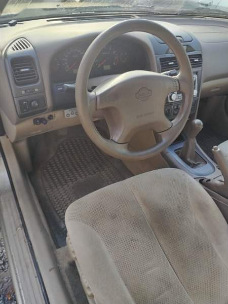 Nissan Maxima Nokia - valokuva 5