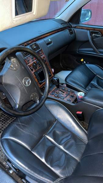 Mercedes-Benz E Lapua - valokuva 2