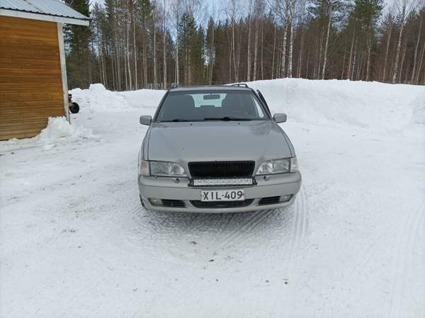 Volvo V70 Kuhmo - valokuva 1
