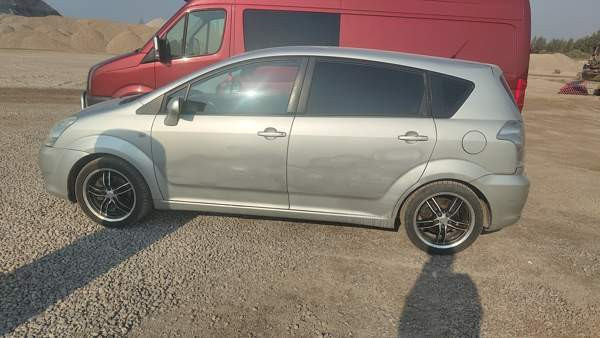 Toyota Corolla Verso Espoo - photo 3