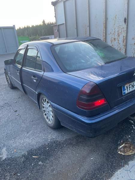 Mercedes-Benz 200 Karkkila - valokuva 6