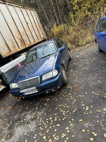 Mercedes-Benz 200 Karkkila - valokuva 3