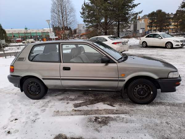 Toyota Corolla Rovaniemi - valokuva 1