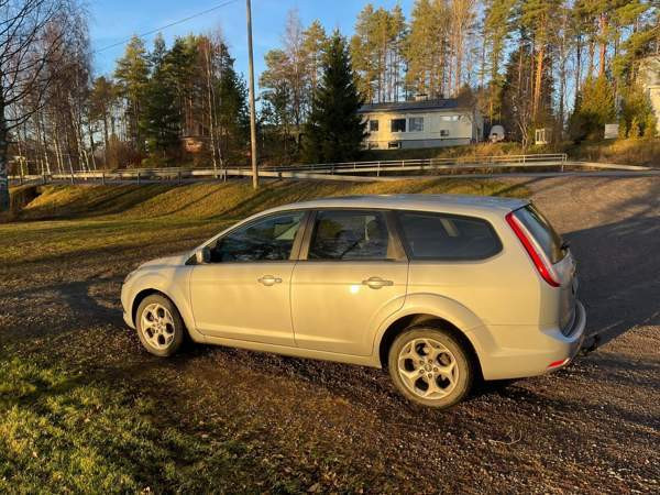 Ford Focus Jyväskylä - valokuva 7