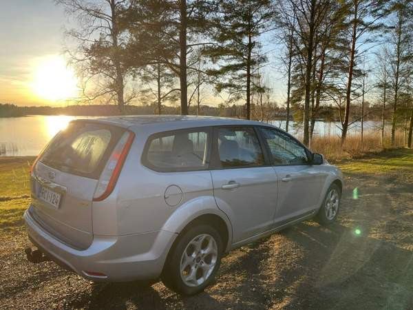 Ford Focus Jyväskylä - valokuva 8