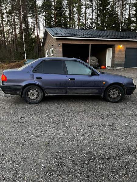 Toyota Corolla Äänekoski - изображение 6