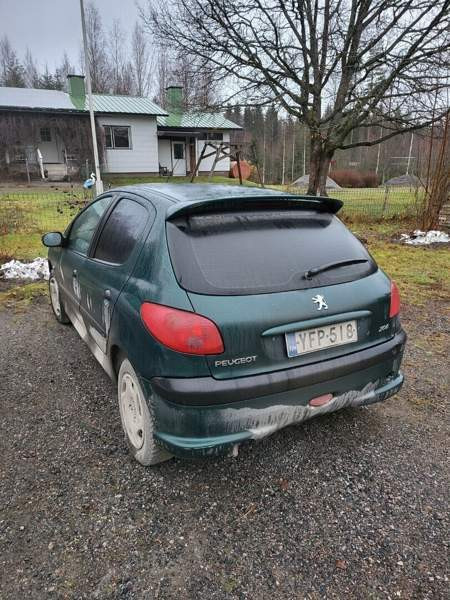 Peugeot 206 Хямеэнлинна - изображение 1