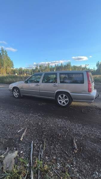 Volvo V70 Ylivieska - valokuva 3