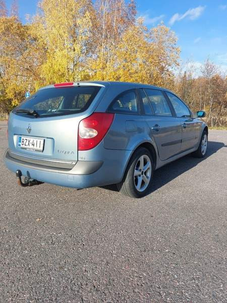 Renault Laguna Glebychevo - valokuva 2