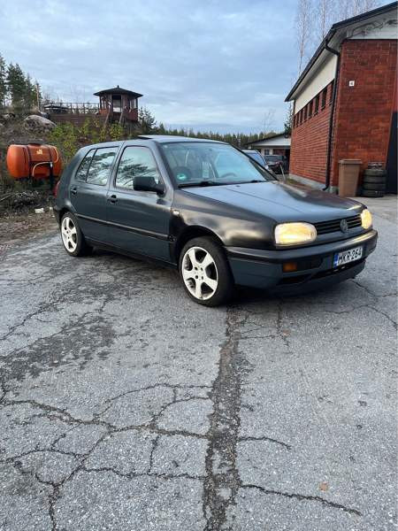 Volkswagen Golf Parkano - photo 1