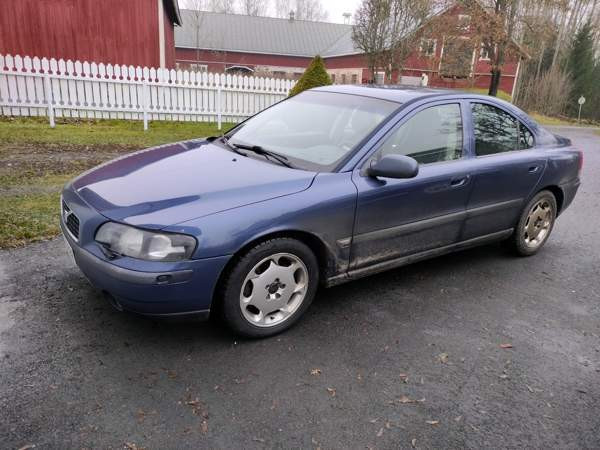 Volvo S60 Ugleural'skiy - photo 1