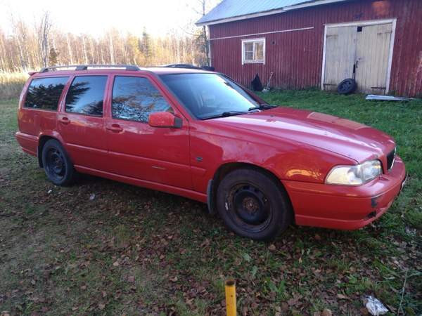 Volvo V70 Iisalmi - valokuva 1