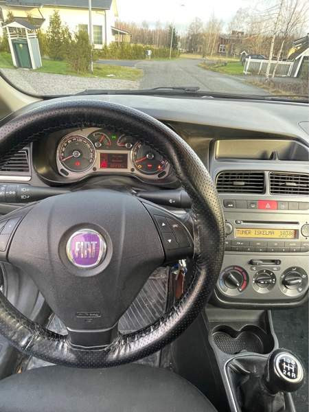 Fiat Linea Macau - valokuva 8