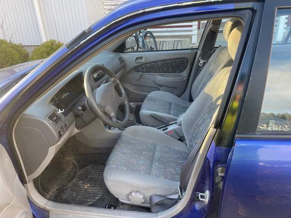 Toyota Corolla Kajaani - valokuva 8