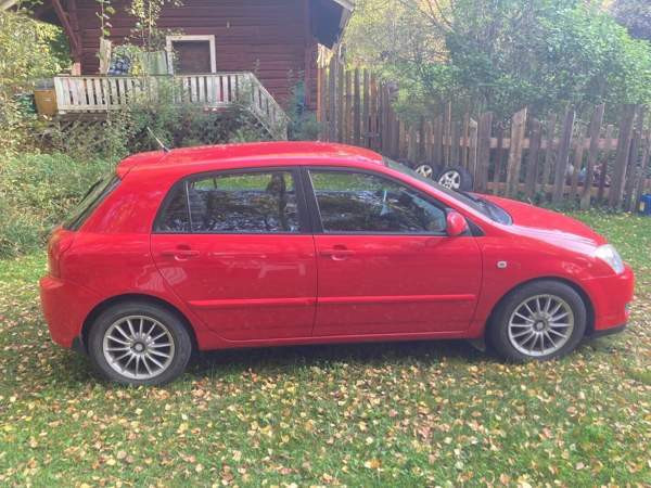 Toyota Corolla Hämeenlinna - valokuva 2