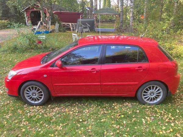 Toyota Corolla Hämeenlinna - valokuva 4