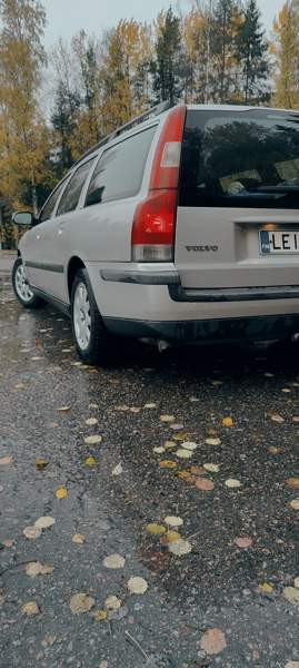 Volvo V70 Orivesi - valokuva 3