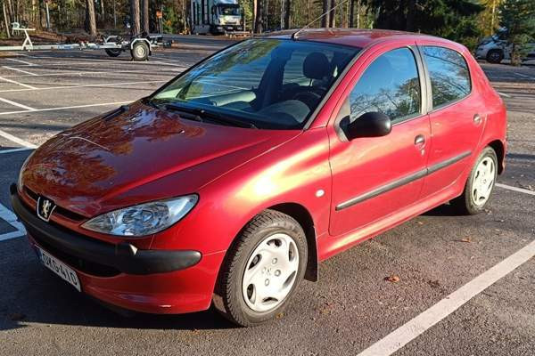 Peugeot 206 Эспоо - изображение 1
