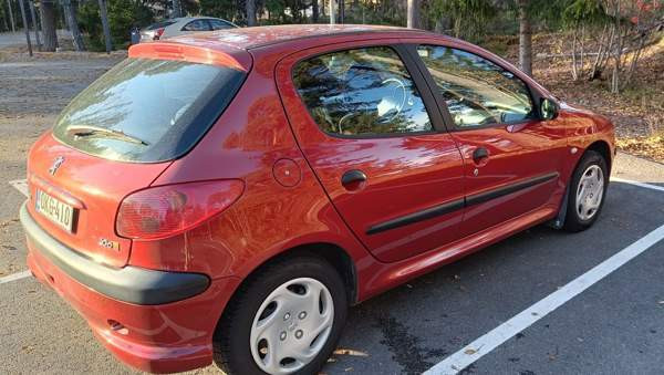 Peugeot 206 Эспоо - изображение 4