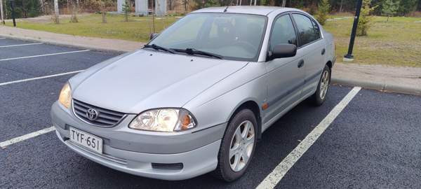 Toyota Avensis Äänekoski - valokuva 1
